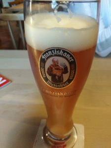 Rakouské pšeničné pivo